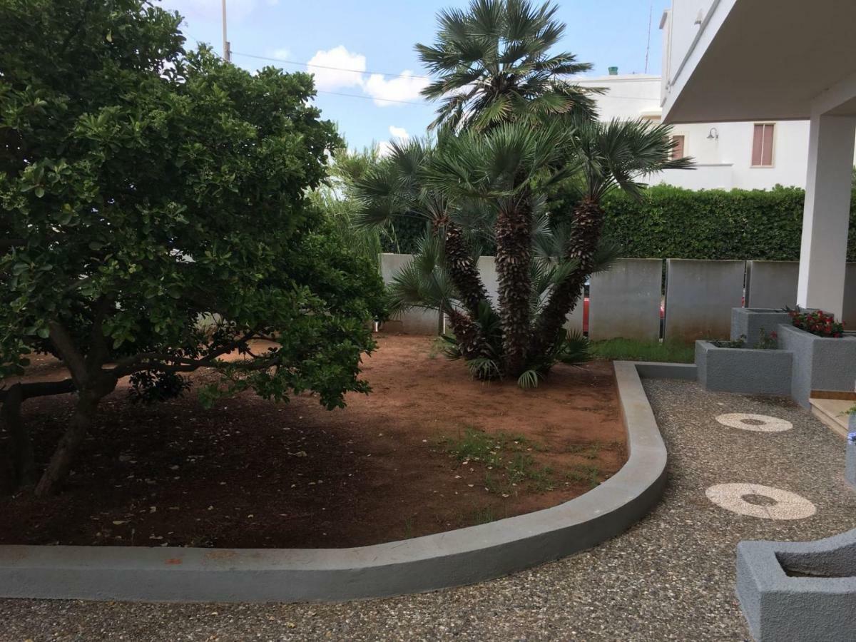 Dimora Del Sole Villa Порто Чезарео Екстериор снимка