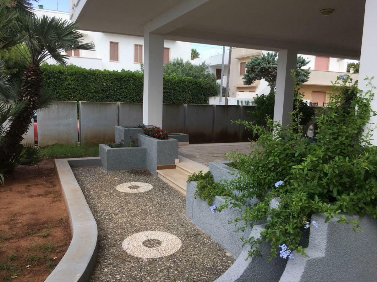 Dimora Del Sole Villa Порто Чезарео Екстериор снимка