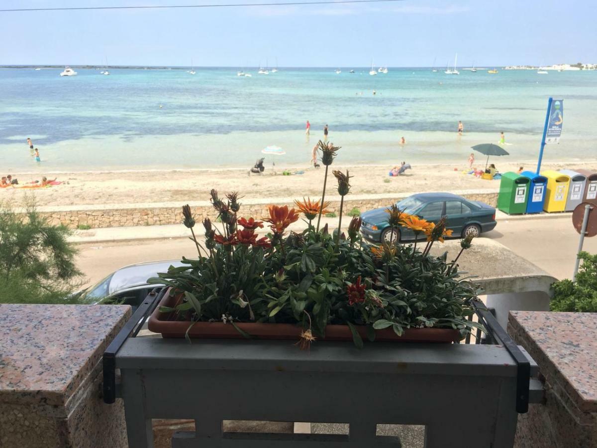 Dimora Del Sole Villa Порто Чезарео Екстериор снимка