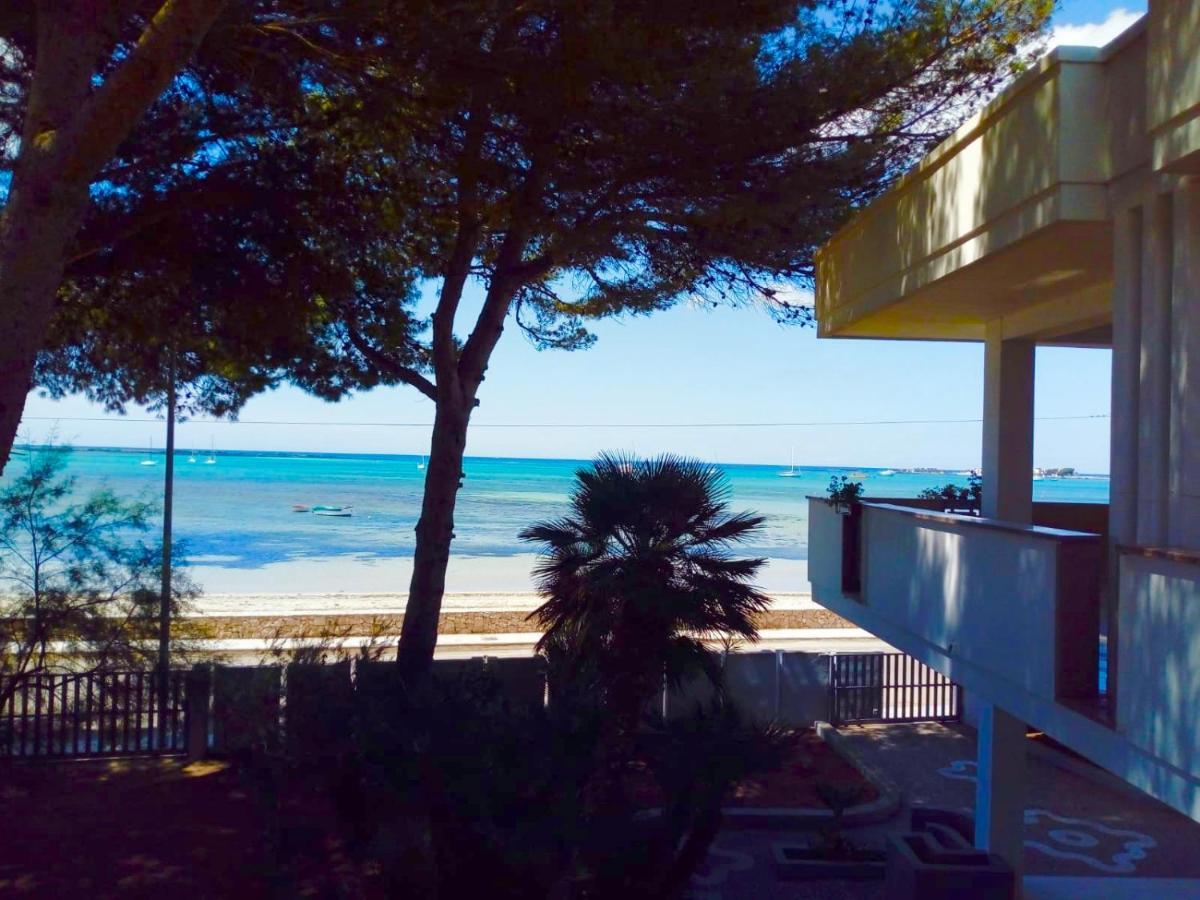 Dimora Del Sole Villa Порто Чезарео Екстериор снимка